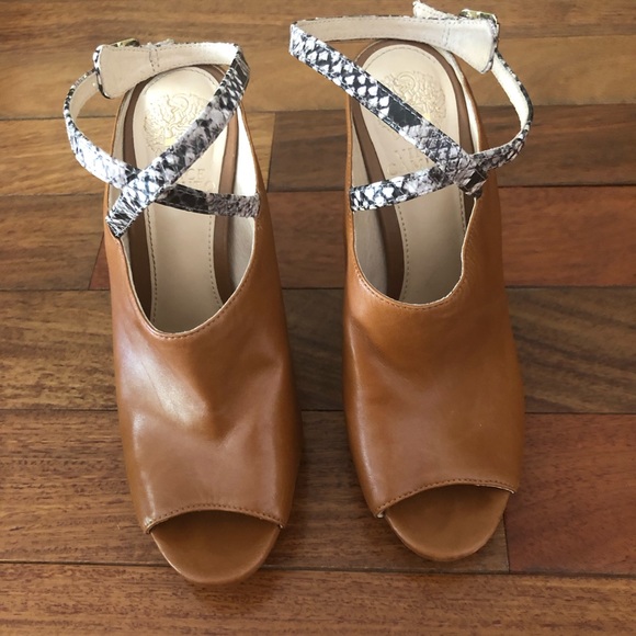 Vince Camuto Shoes - Vince Camuto Resina Heels